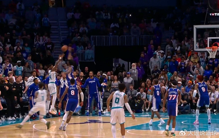 恩比德伤愈率三巨头逆转黄蜂 76人成东部季后赛