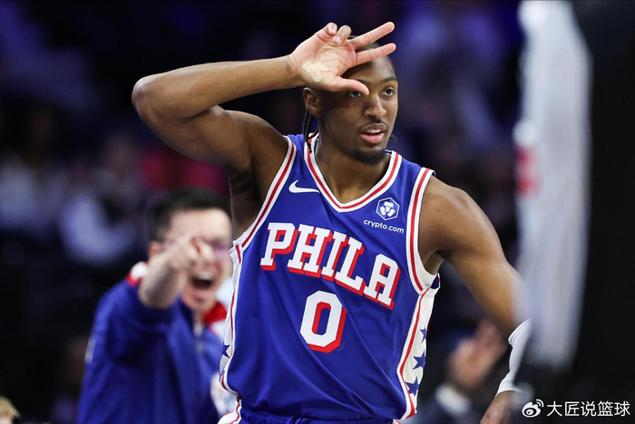 恩比德伤愈率三巨头逆转黄蜂 76人成东部季后赛
