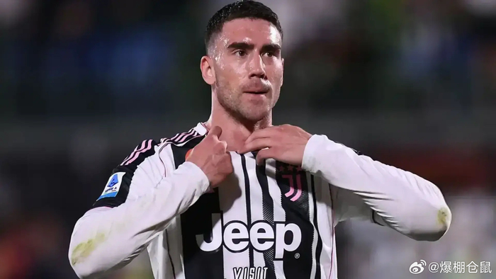 弗拉霍维奇与尤文图斯达成续约协议 年薪减半至