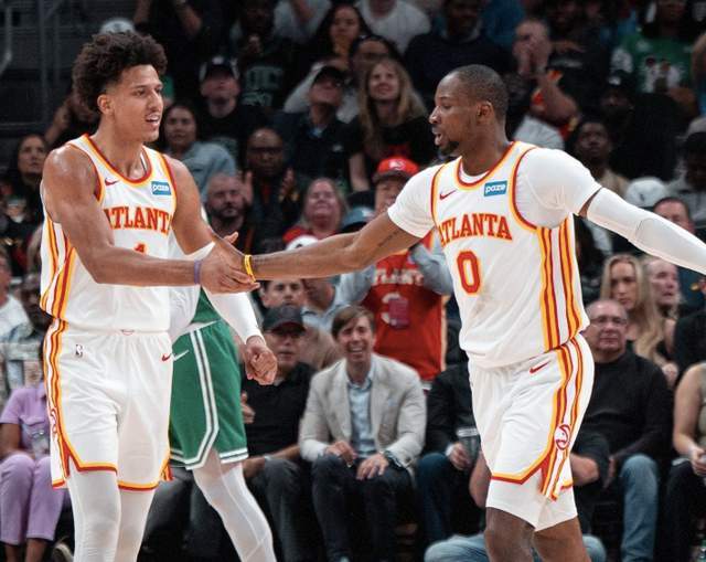 老鹰狂胜篮网取四连胜 阵容深度成制胜关键