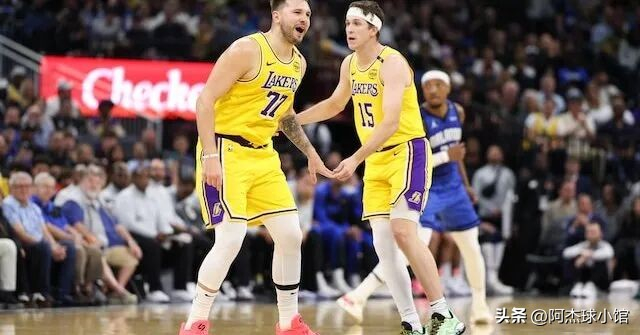 湖人季后赛防守短板暴露 小李复出成关键变量