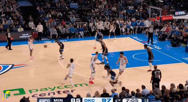 雷霆下半场逆转森林狼 亚历山大砍20+10引领胜利